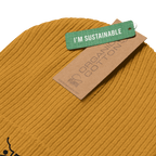 OT Essential Autumn Beanie, Schräge Ansicht Gelber Beanie, mit Eco Tag