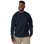 OT Essential Autumn Pullover, Vorderansicht männliches Model trägt simplen navy blauen Pullover